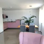 Dalmacija Aparthotel 4*