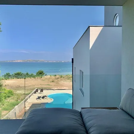 Hotel apartamentowy Dalmacija