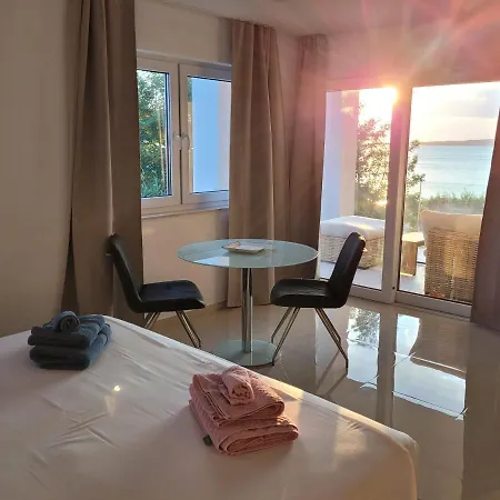 Apartmanhotel Dalmacija 4*
