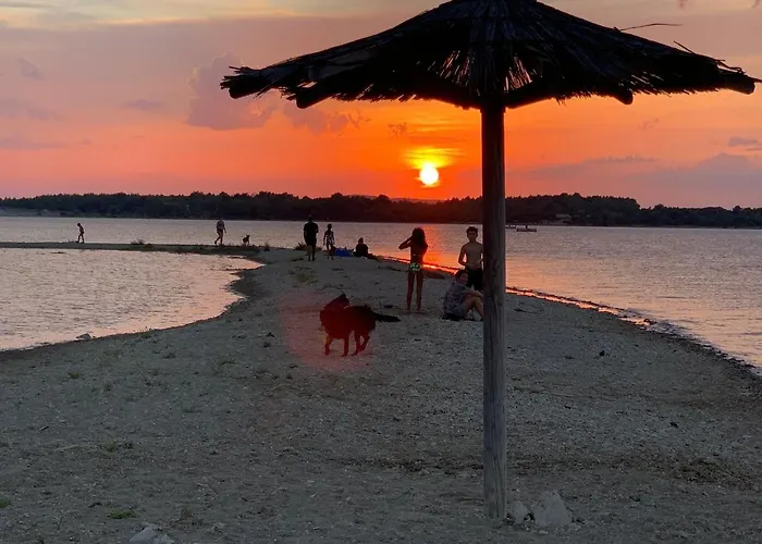 Aparthotel Dalmacija Privlaka (Zadar)