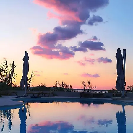 Ξενοδοχείο με διαμερίσματα Dalmacija